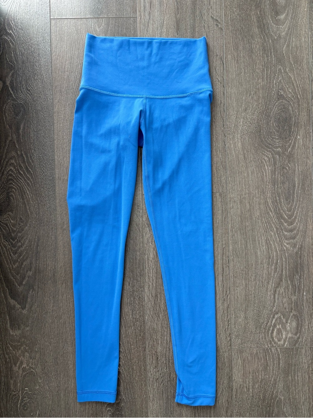 Aritzia TNA Bright Blue High-Rise Leggings
